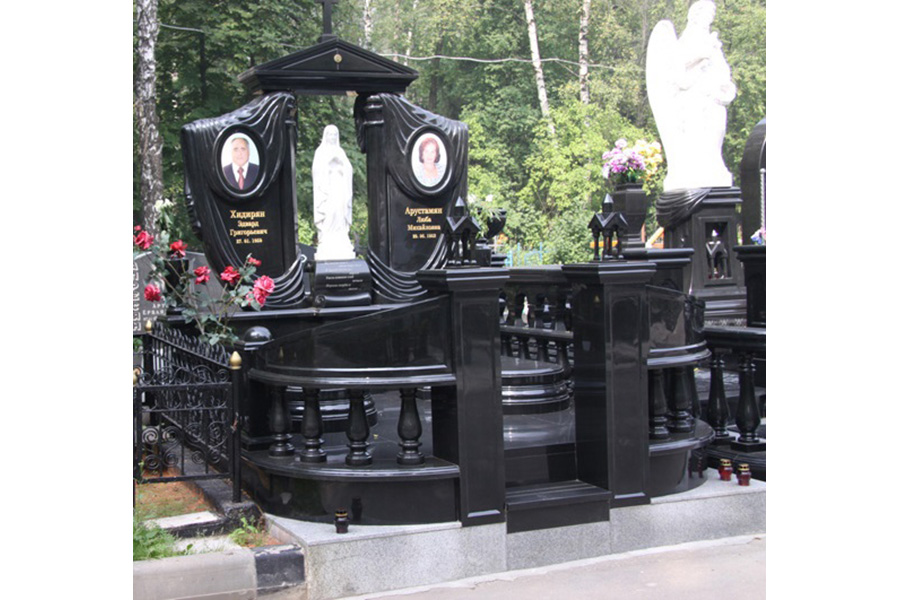 Эконом памятник Волна в камне Тобольск Эконом памятник Плечики Надым